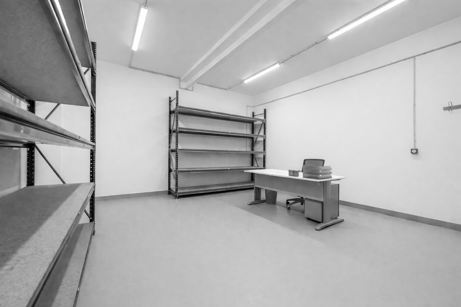 Entrepôt logistique 70 m² à Montreuil